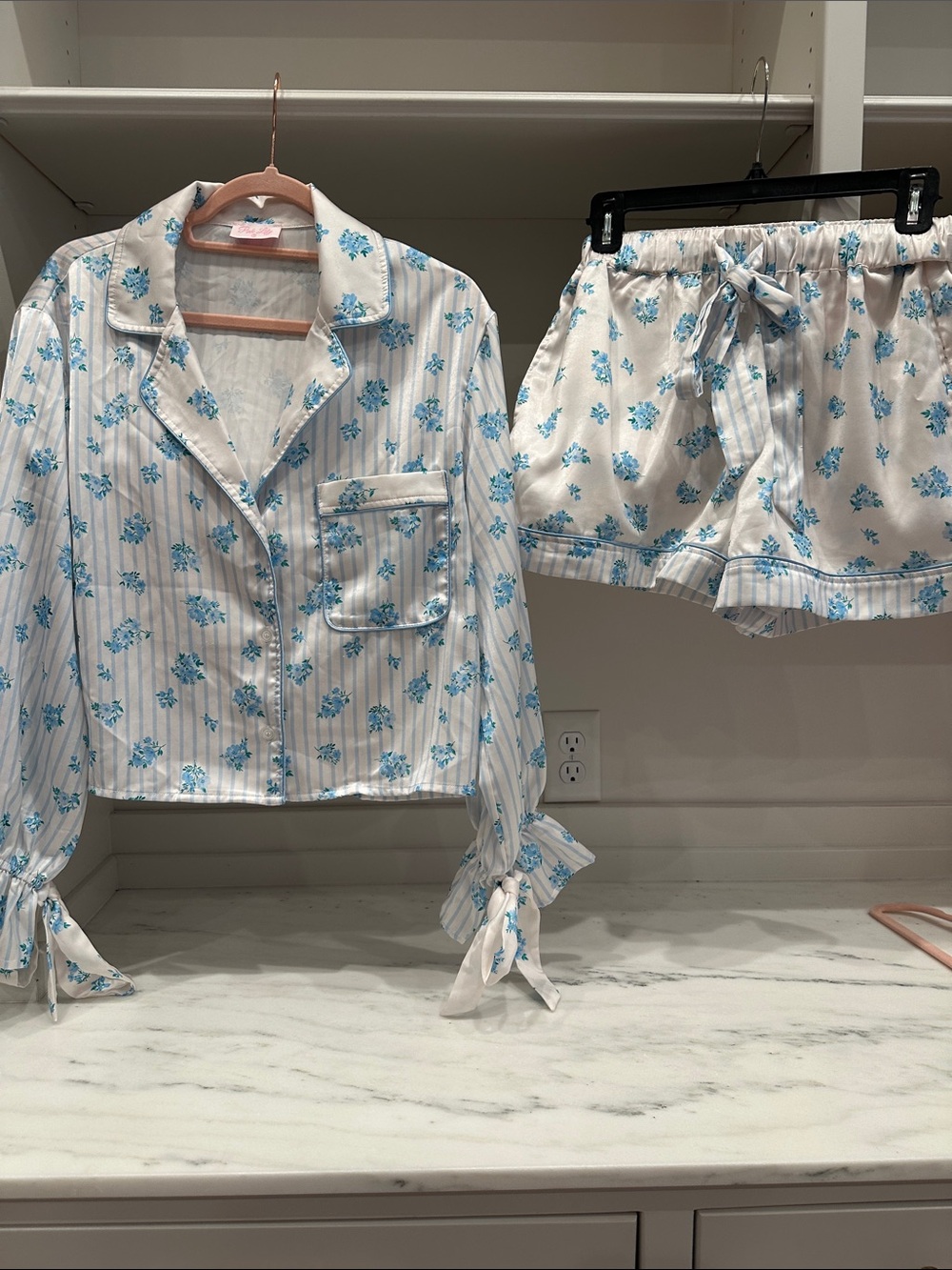 Pink Lily small blue and white floral Pajama set. Like new